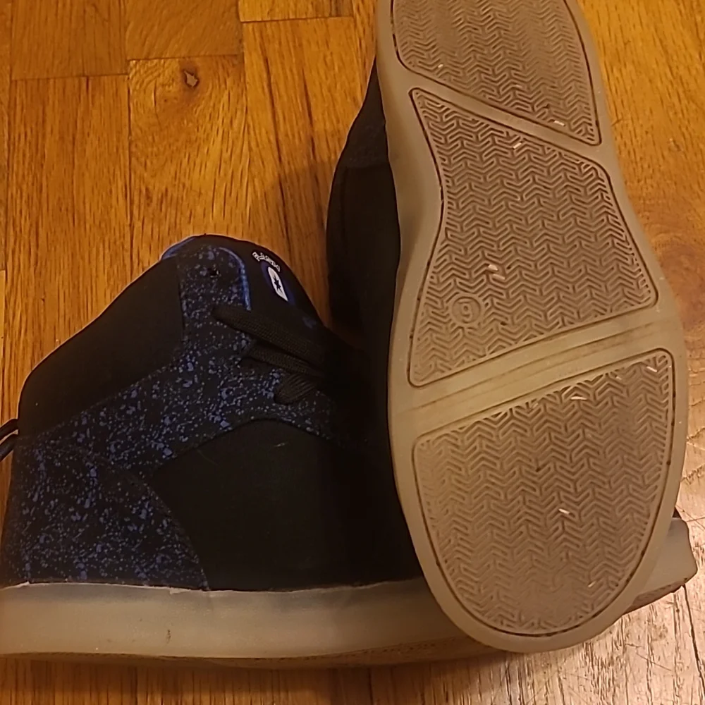 Flash Lights Boys Size 6 Shoes